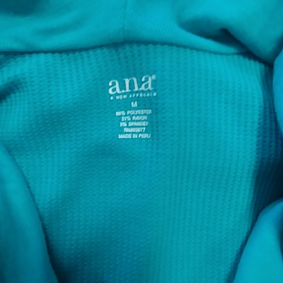Ana Thermal Turtleneck Top - Picture 6 of 7